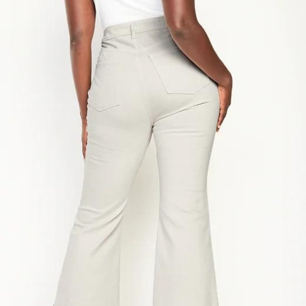 Old Navy Higher High-Rise Off-White Side-Split Flare Jeans for Women New - Picture 7 of 12